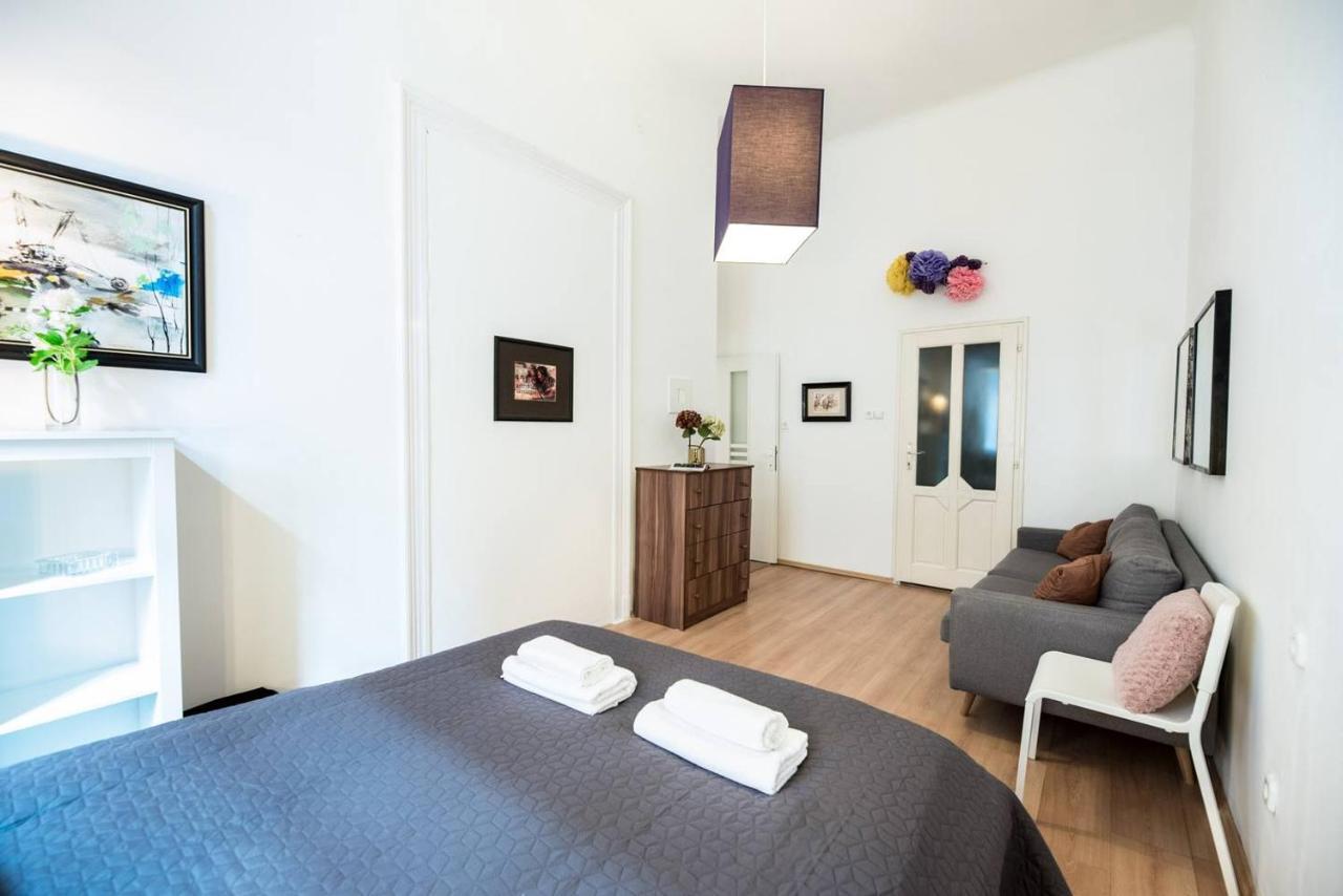 Cosy And Central Apartment With 4 Bedrooms And A/C Budapeste Exterior foto